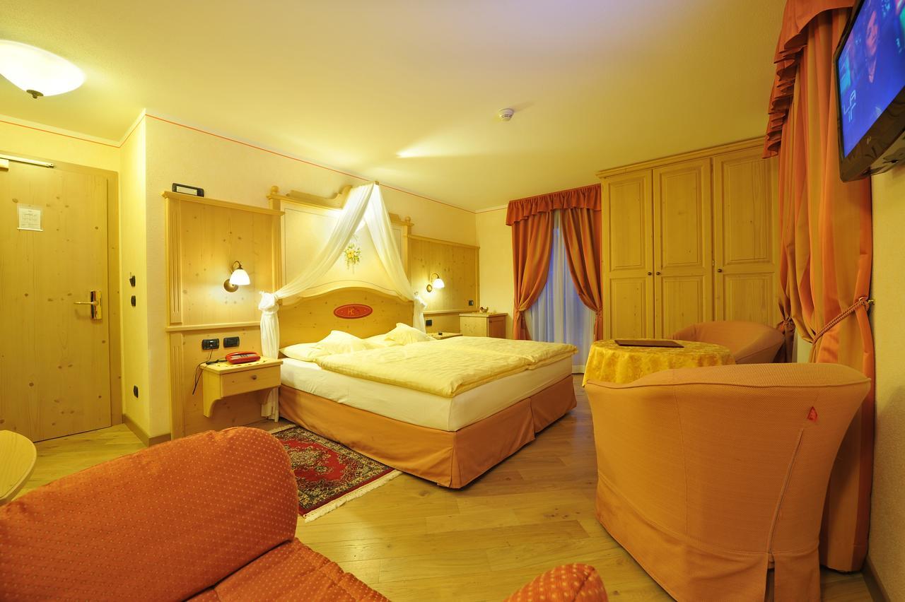 Hotel Ristorante Cassana Livigno Dış mekan fotoğraf